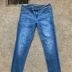 American Eagle skinny jeans size 4